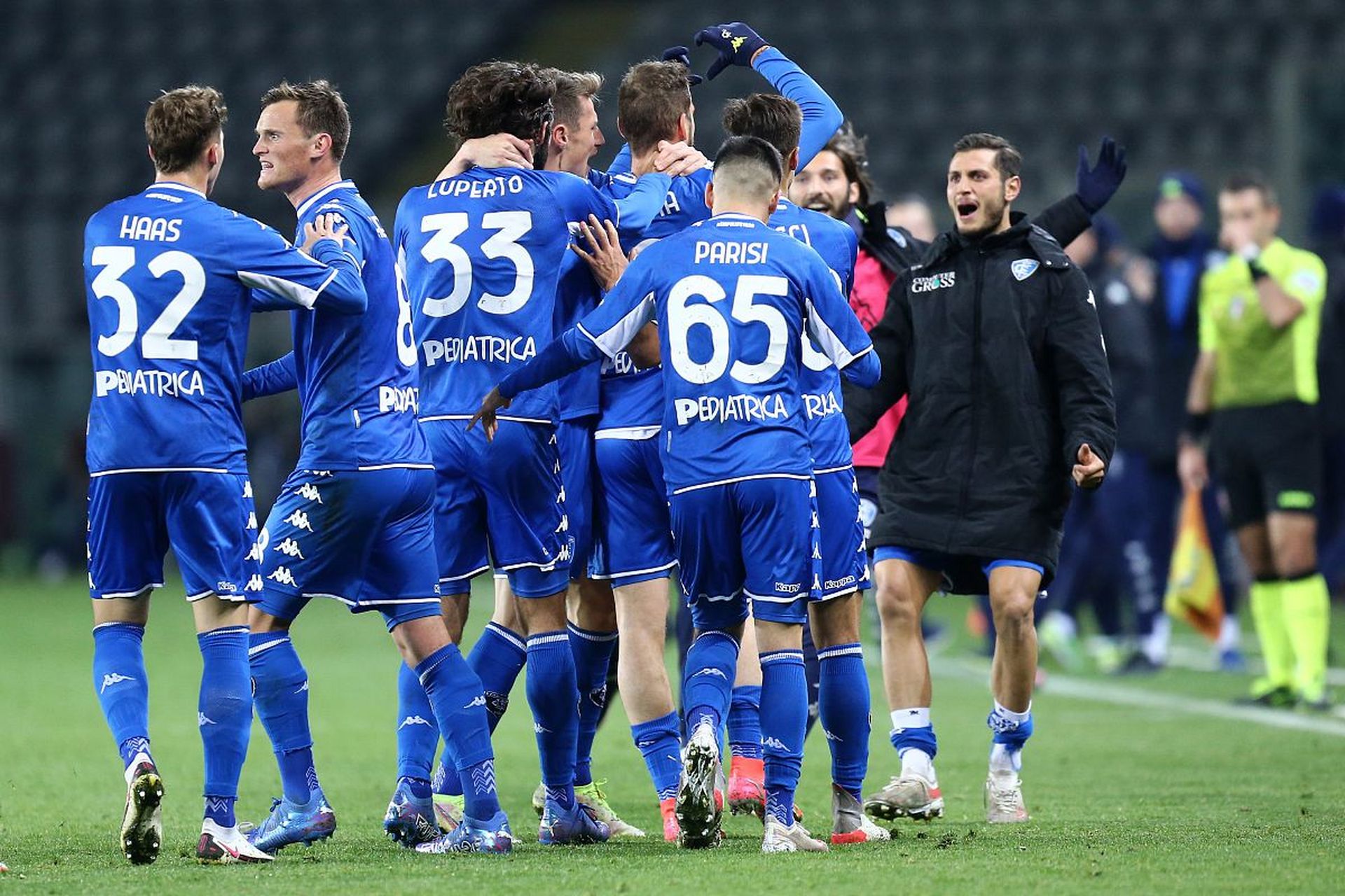 期待她在接 期待她在接